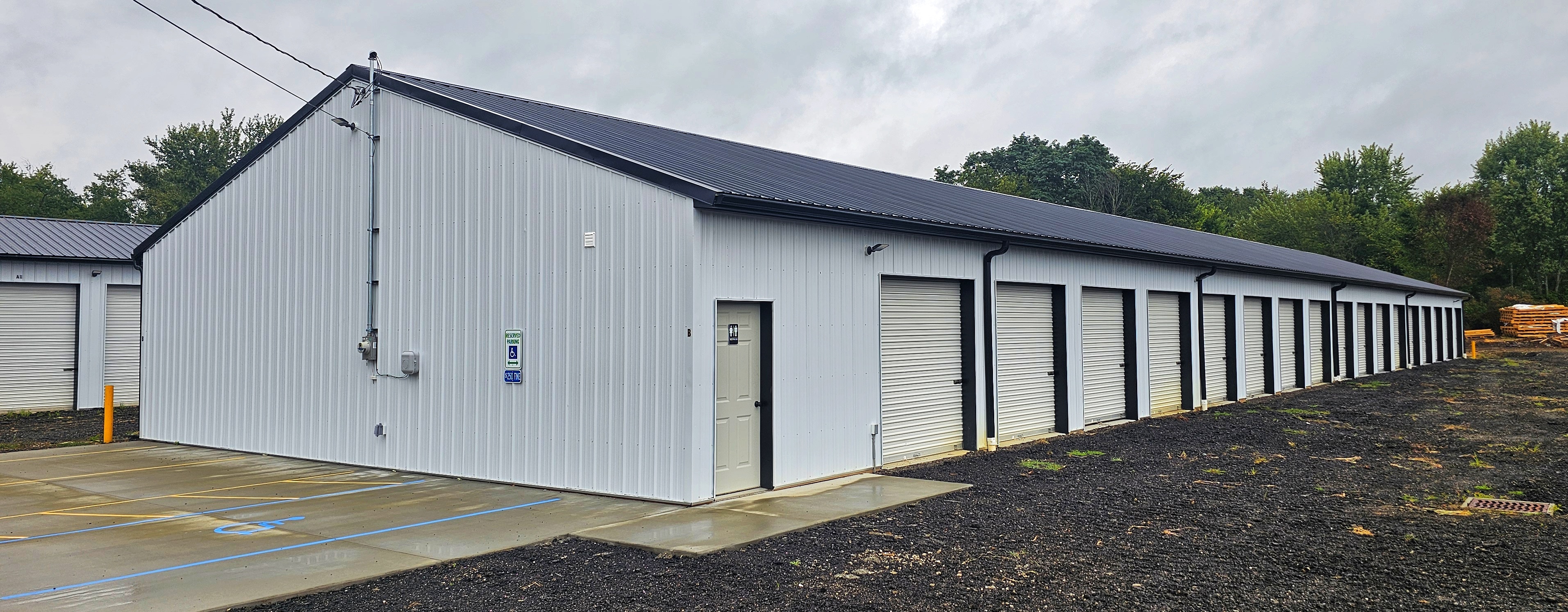 Hornet Storage 5501 15th St NE   Louisville OH 44641